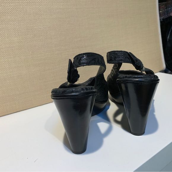 b.o.c. Black Patterned Heels - Picture 5 of 10